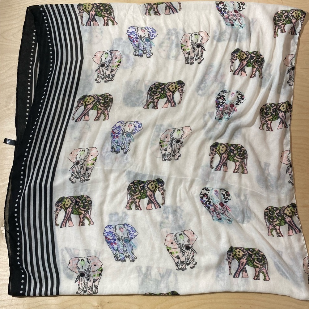 Infinity Scarf Elephant Designs (IM) - Picture 9 of 14